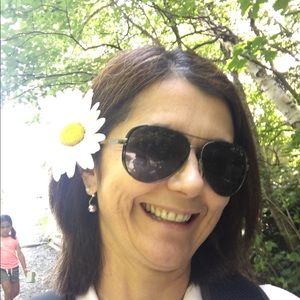 Meet your Posher, Cristina